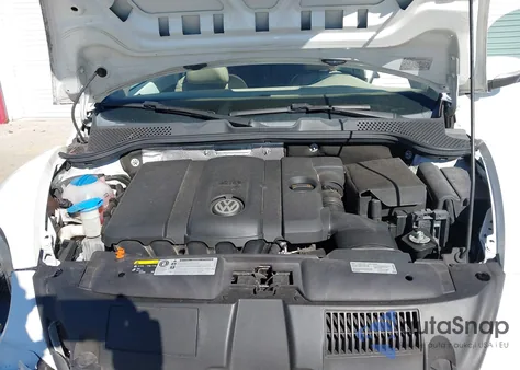 2013 Volkswagen Beetle 2.5L z USA, uszkodzony, nr VIN 3VWJP7AT9DM665934